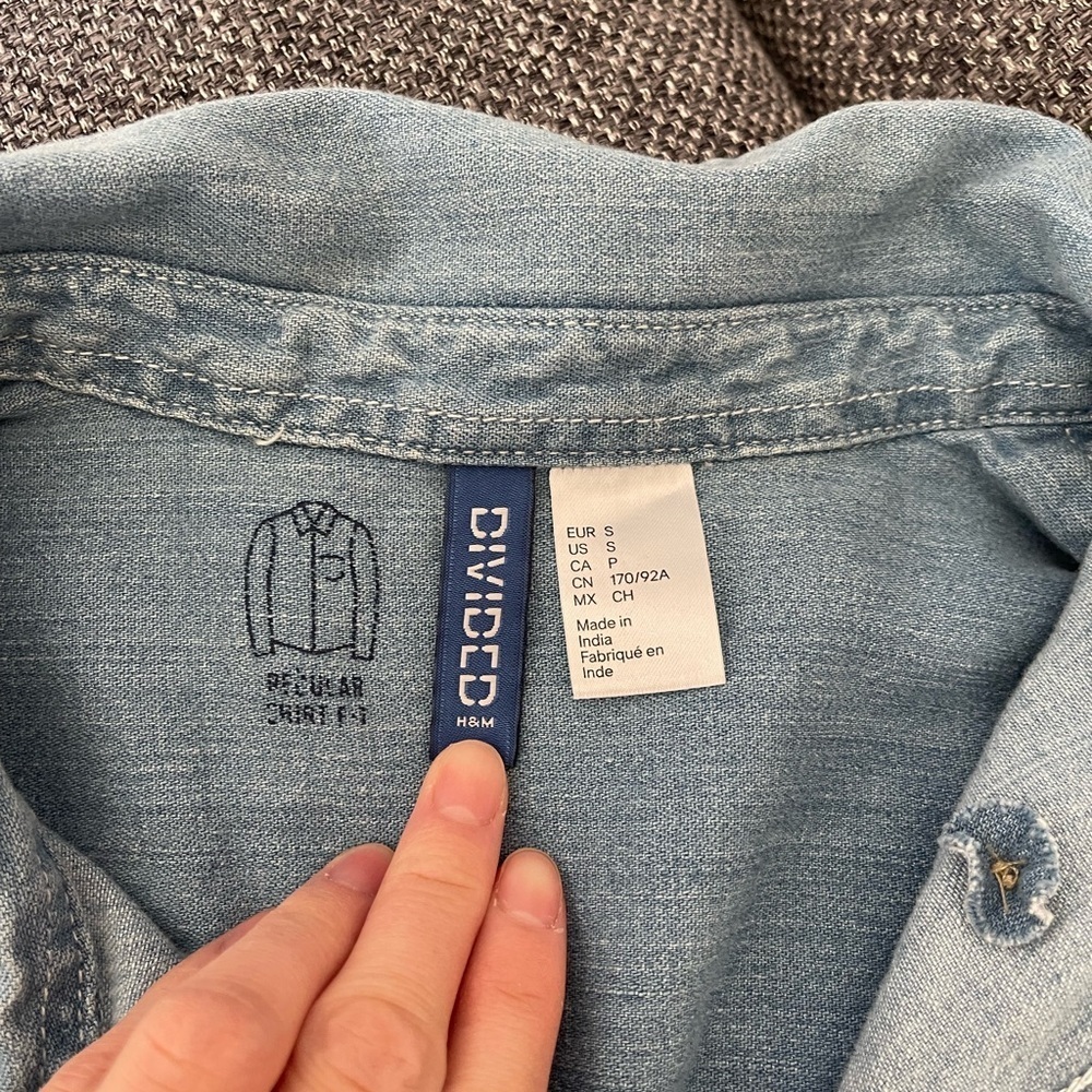 H&M Light Blue Denim Shirt - Picture 4 of 11